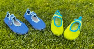Die besten Badeschuhe für Kinder