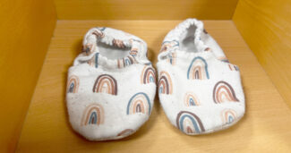 Die besten Krabbelschuhe für Babys (Test)