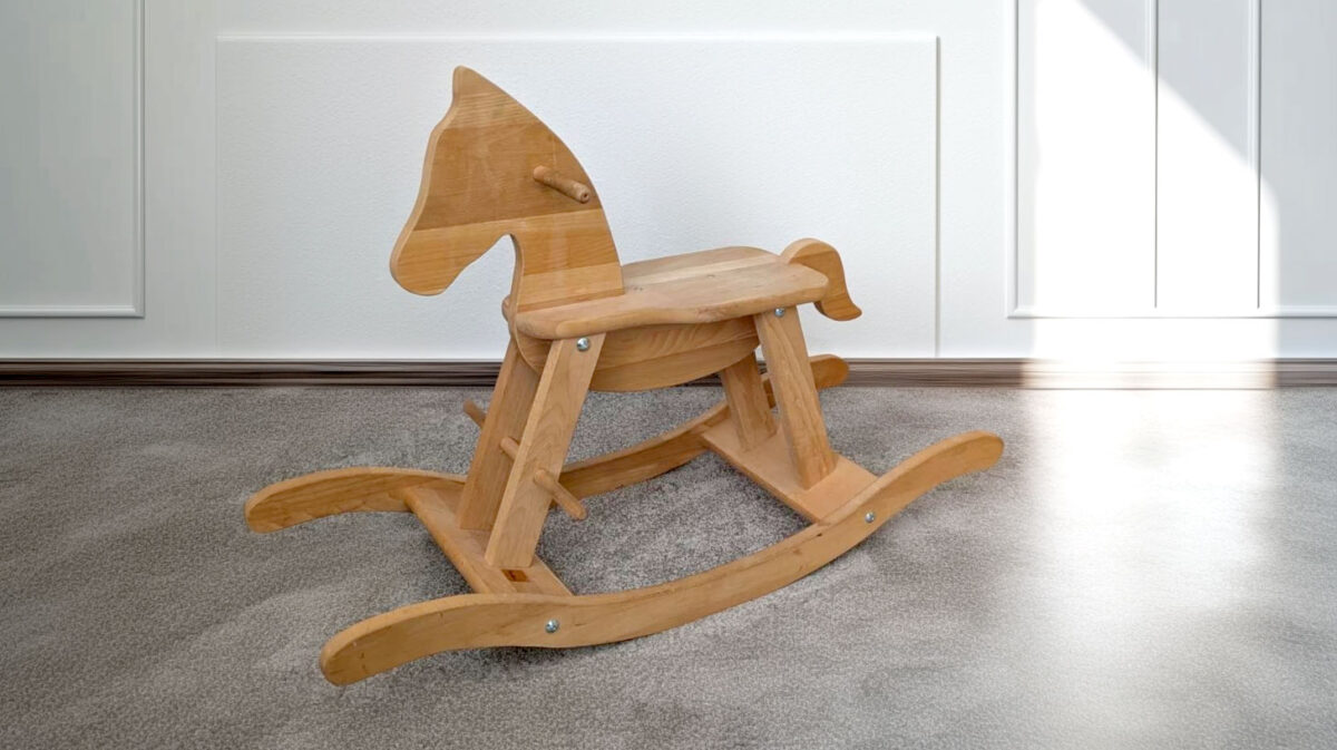 Die besten Schaukelpferde